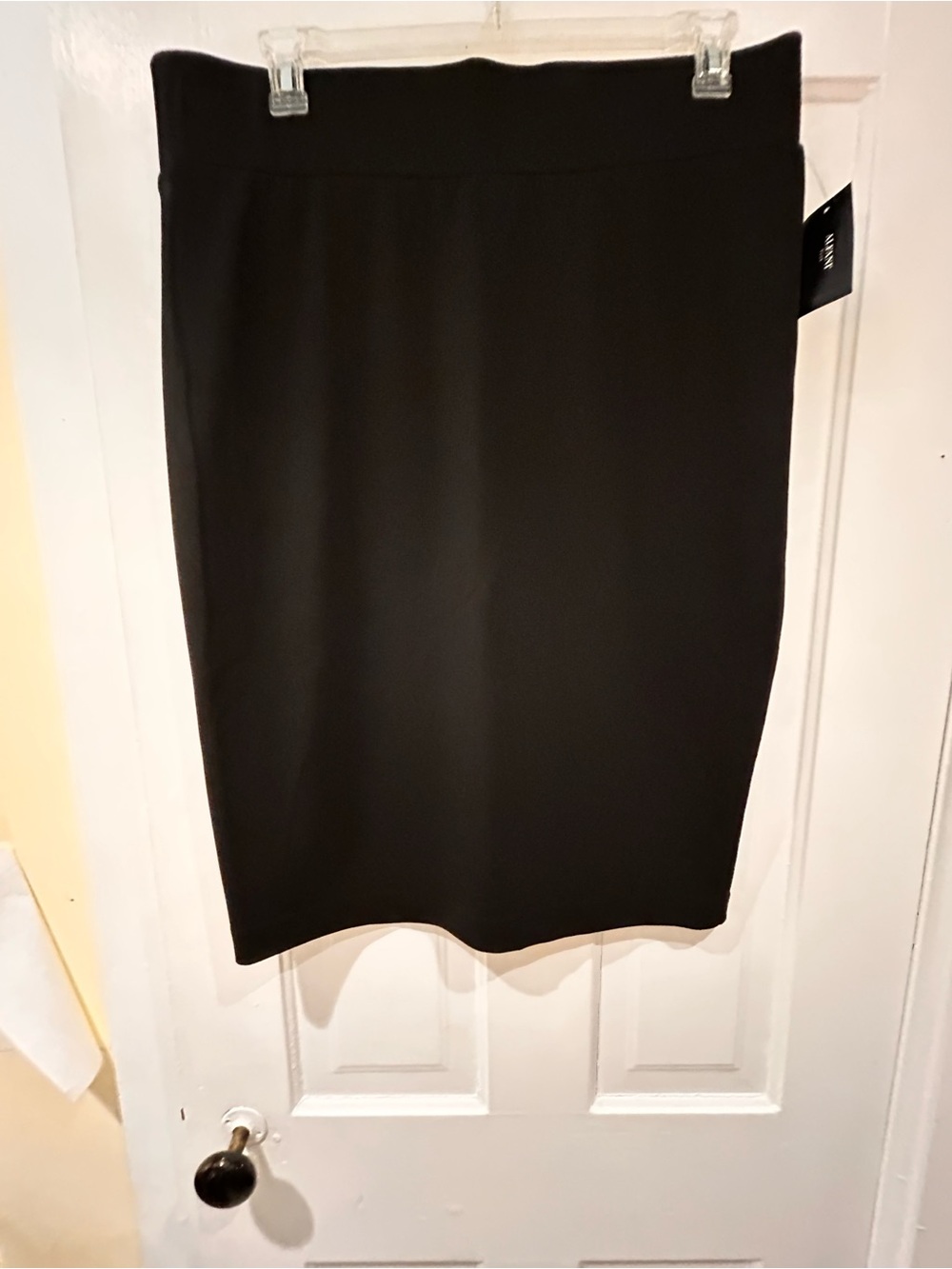 Classic Black Pencil Skirt - Unbranded